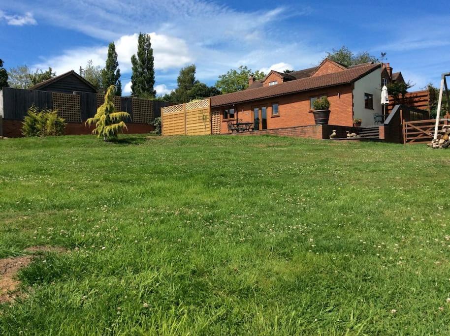 Woodcutters Barn, Overlooking Ledbury & Malvern Hills Εξωτερικό φωτογραφία