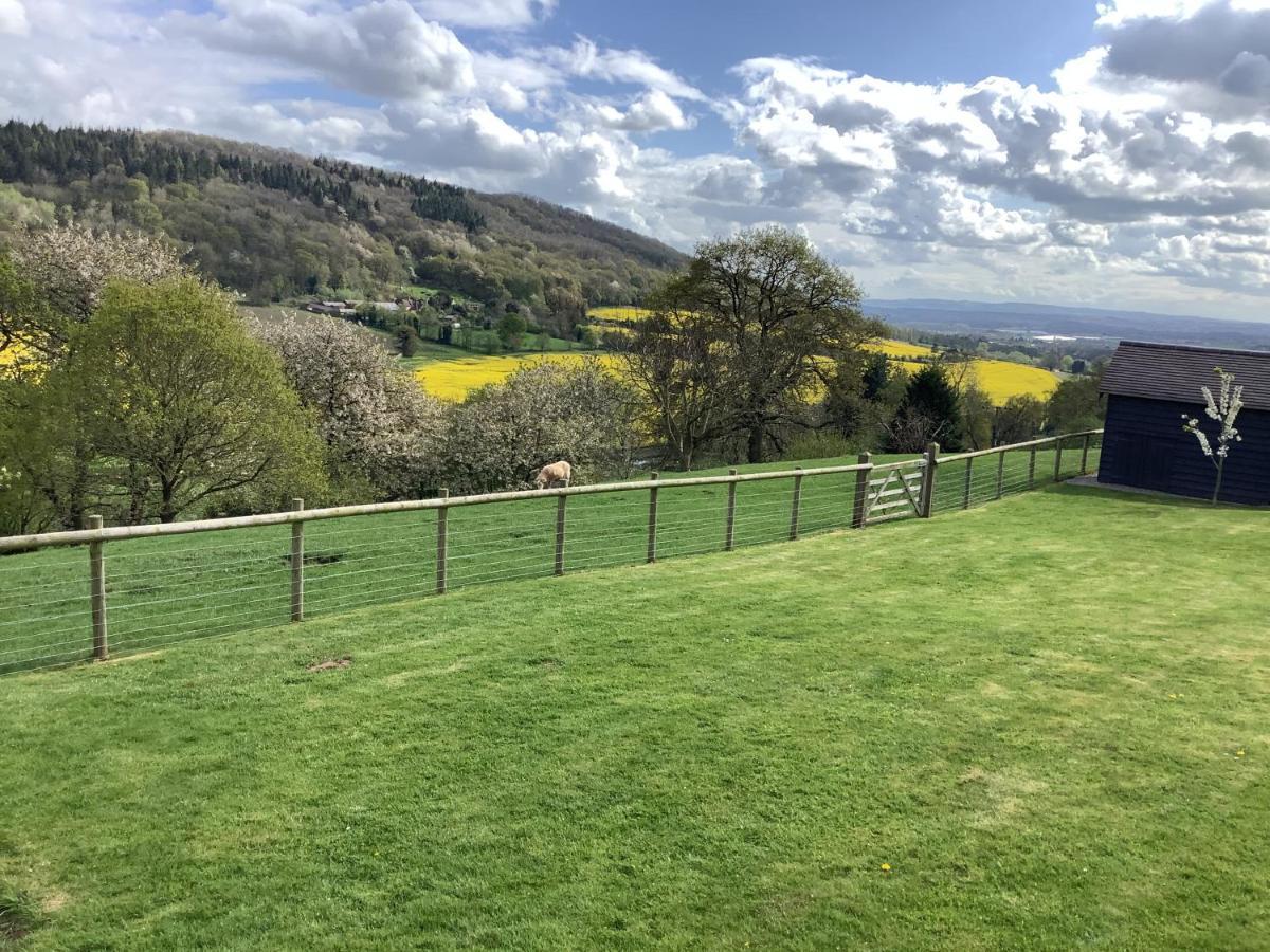 Woodcutters Barn, Overlooking Ledbury & Malvern Hills Εξωτερικό φωτογραφία